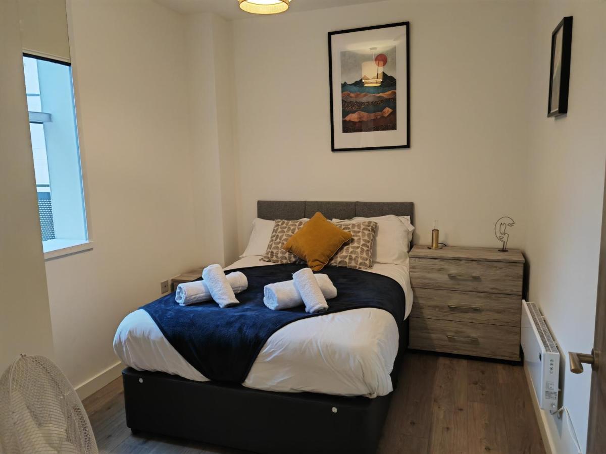 404 Bayard Plaza 2 Bedroom Apartment With Outside Terrace Peterborough Dış mekan fotoğraf